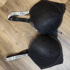 Victoria's secret very sexy bra